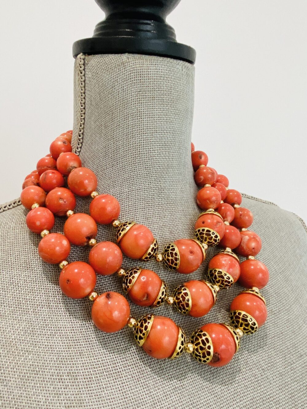 Multi layer capped round coral set- 3 layers - Image 3