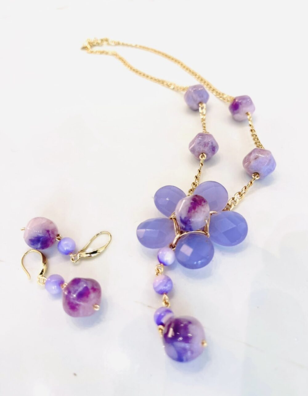 Gemstone “flower” chain necklace set - Image 3