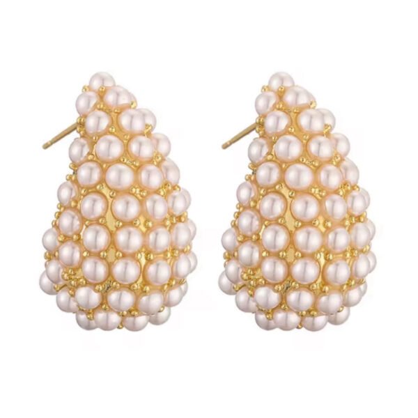 Pearl C-stud earrings