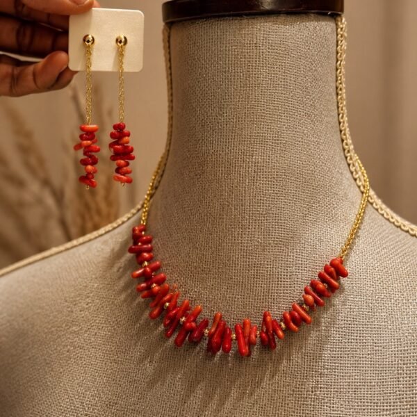 Chip coral chain necklace set